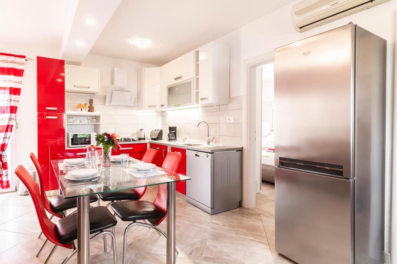 Apartman Gabrijela Split Bagian luar foto