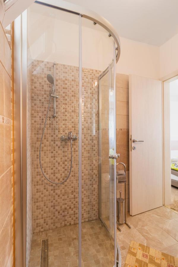 Apartman Gabrijela Split Bagian luar foto