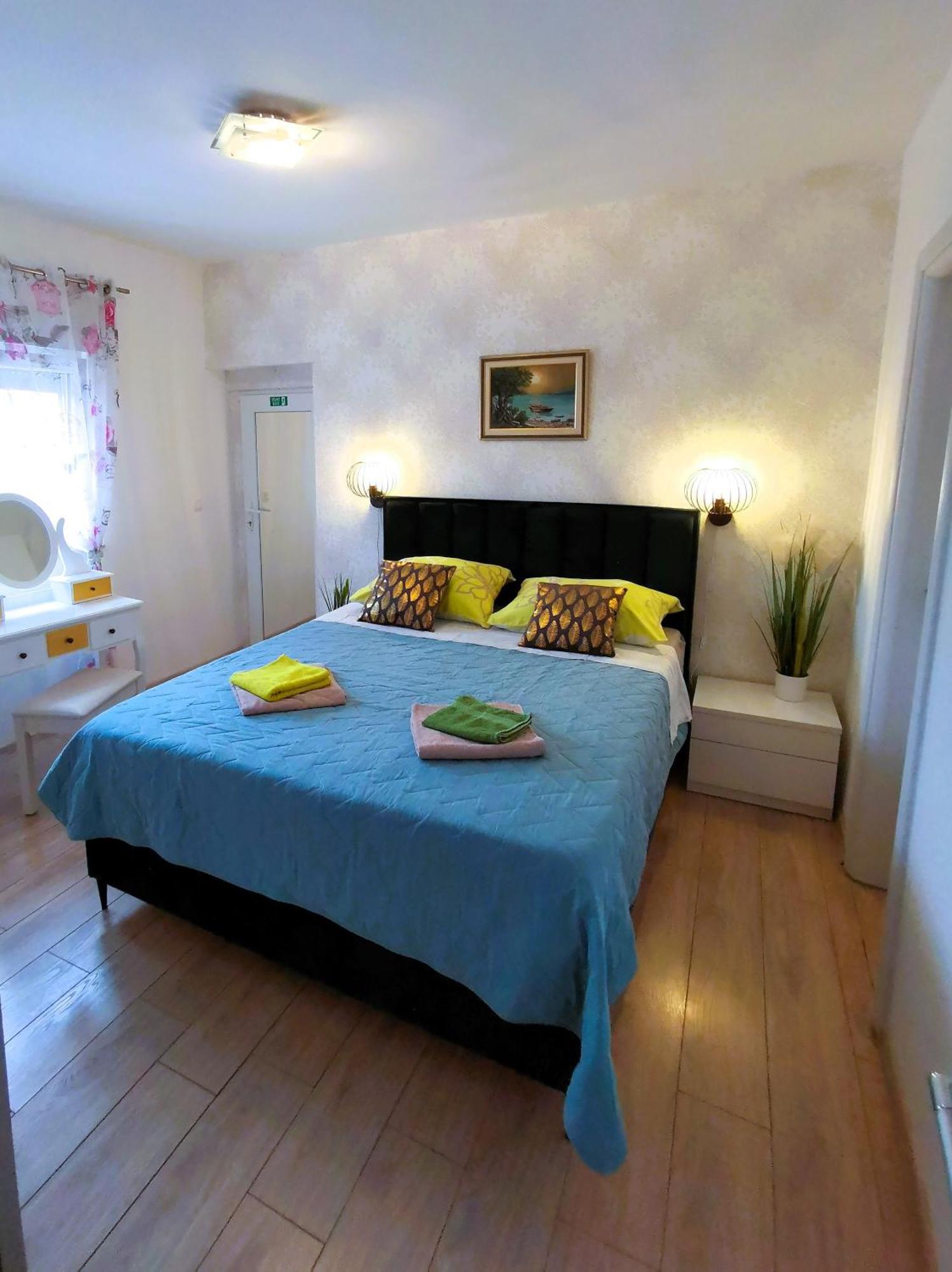 Apartman Gabrijela Split Bagian luar foto